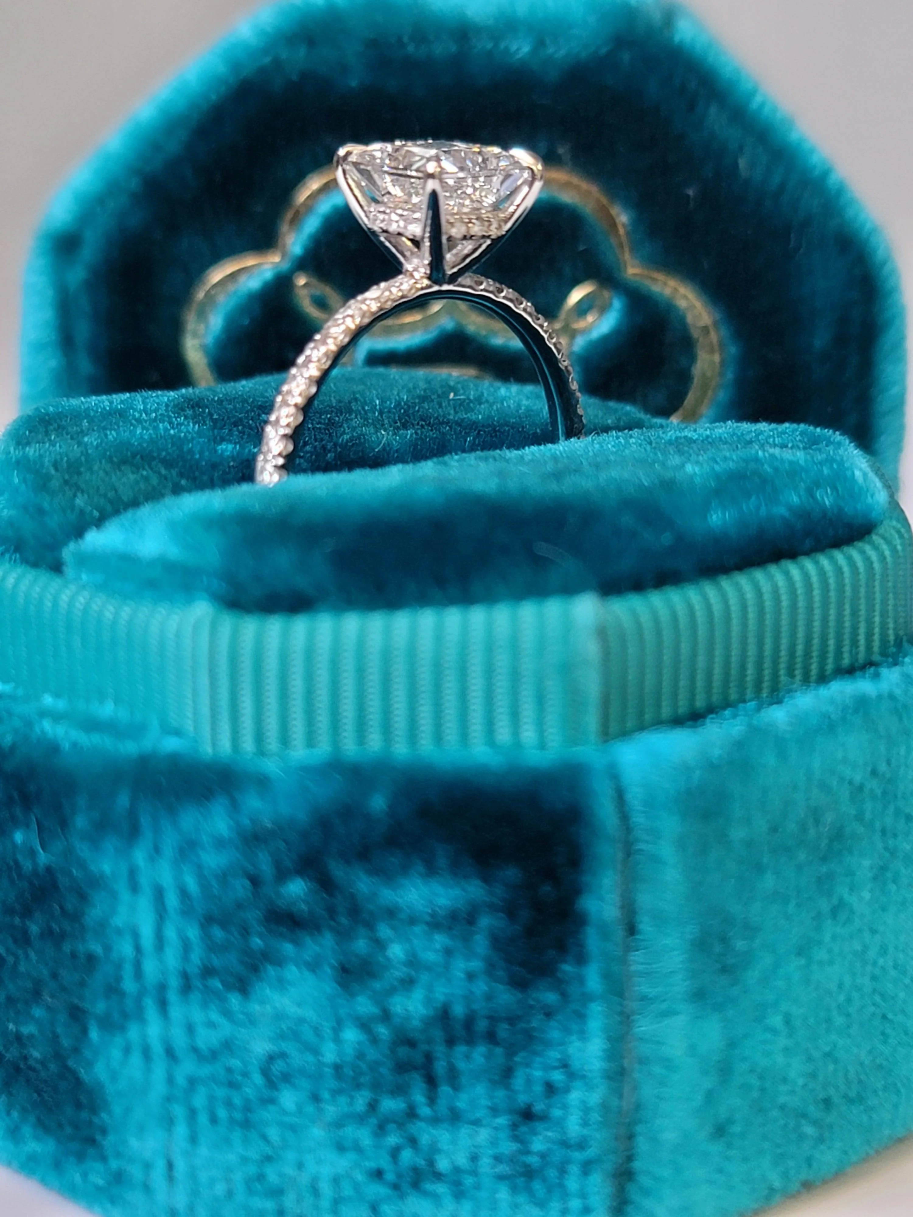 2 Carats Lab Grown Princess Cut Micropaved Side Stones Hidden Halo Diamond Engagement Ring - Image 7
